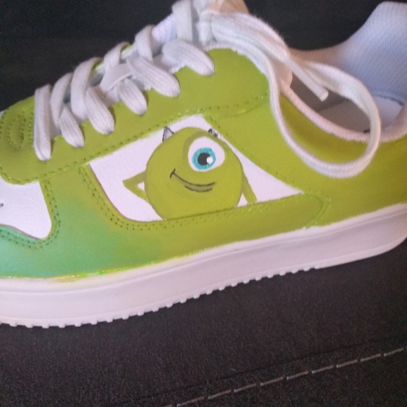 Customized shoes - Picture 4 of 5